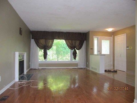 222 Cummer Ave, Toronto, M2M2E7 | Image 3