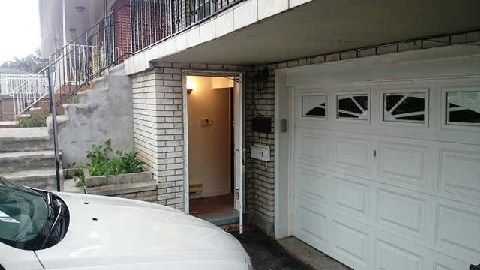 10 Clipper Rd, Toronto, M2J4C9 | Image 2