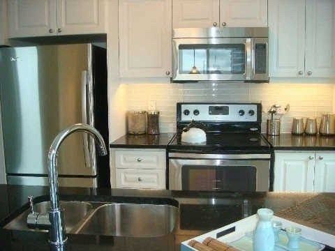 1706 - 19 Grand Trunk Cres, Toronto, M5J3A3 | Image 2