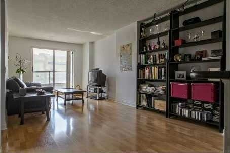 209 - 21 Hillcrest Ave, Toronto, M2N7K2 | Image 2