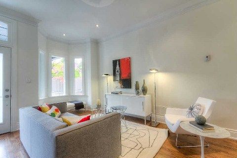 95 Walnut Ave, Toronto, M5V2S1 | Image 3