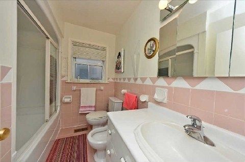 192 Combe Ave, Toronto, M3H4K5 | Image 3