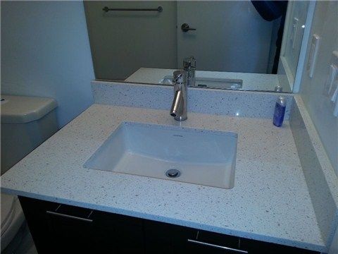 1210 - 20 Bruyeres Mews, Toronto, M5V0G8 | Image 3