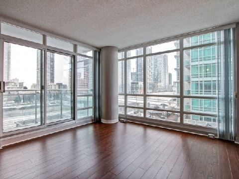 611 - 381 Front St W, Toronto, M5V3R8 | Image 3