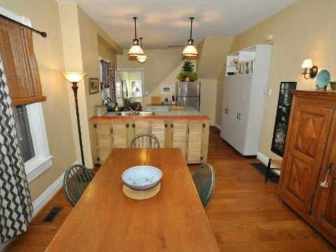 498 Manning Ave, Toronto, M6G2V7 | Image 3