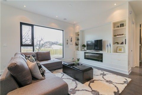 93 Pleasant View Dr, Toronto, M2J3R2 | Image 3