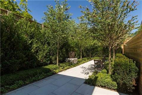 400 - 78 Roxborough St E, Toronto, M4W 1V8 | Image 2