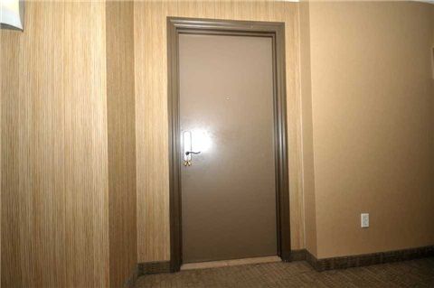 908 - 18 Valley Woods Rd, Toronto, M3A0A1 | Image 2