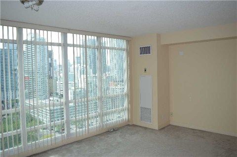 2706 - 397 Front St W, Toronto, M5V3S1 | Image 3