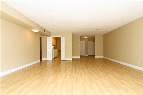 204 - 96 Fifeshire Rd, Toronto, M2L2X9 | Image 2