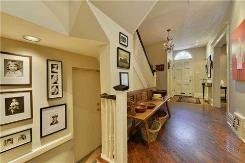 131 Balmoral Ave, Toronto, M4V1J5 | Image 2