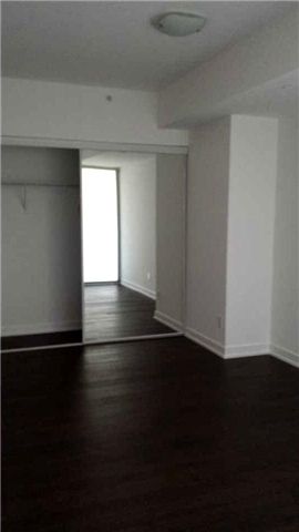 501 - 20 Bruyeres Mews, Toronto, M5V0G8 | Image 2