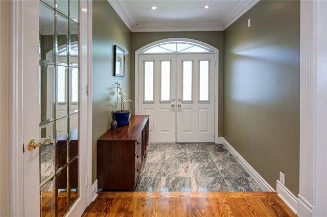 116 Elmhurst Ave, Toronto, M2N 1R8 | Image 2