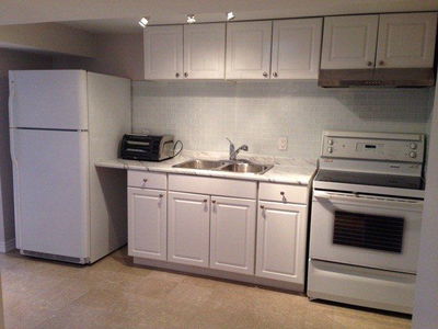 Unit Bsmt — 17 Elder St, Toronto - Bathurst Manor image-0-1