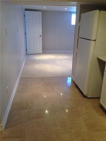 Unit Bsmt — 17 Elder St, Toronto - Bathurst Manor image-0-4