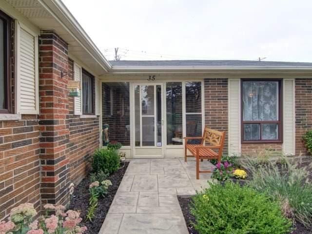 35 Waddington Cres, Toronto, M2J2Z9 | Image 2