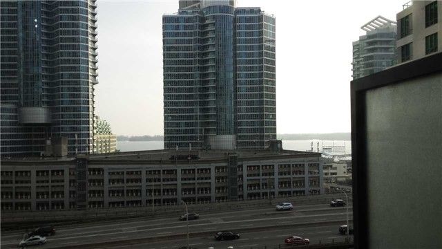 1101 - 19 Grand Trunk Cres N, Toronto, M5J3A3 | Image 3