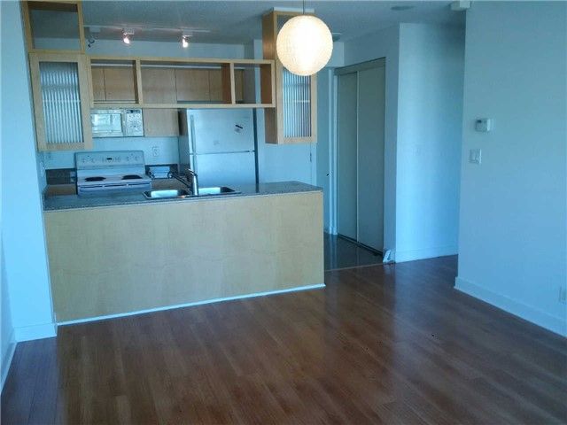 2305 - 397 Front St W, Toronto, M5V3S1 | Image 2