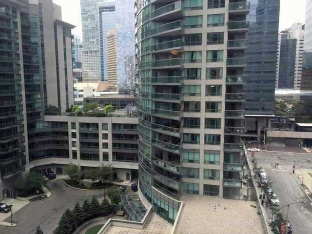 1106 - 19 Grand Trunk Cres, Toronto, M5J 3A3 | Image 3