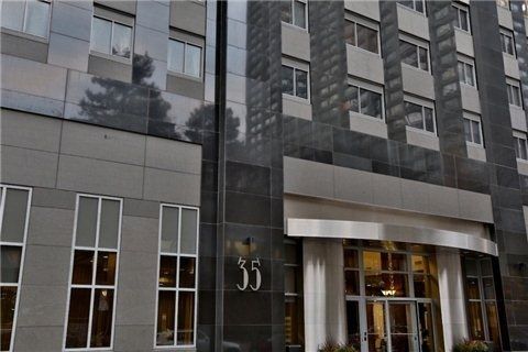 2804 - 35 Balmuto St, Toronto, M4Y0A3 | Image 2