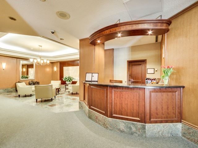 1406 - 24 Wellesley St W, Toronto, M4Y2X6 | Image 2