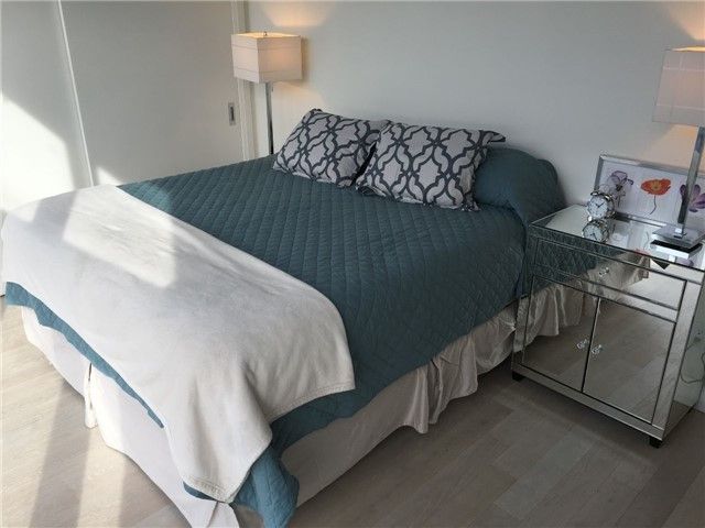 Room2