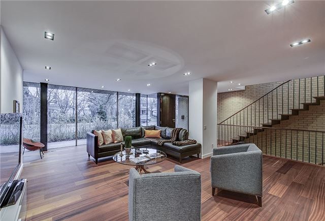 6 Bannatyne Dr, Toronto, M2L2N7 | Image 3