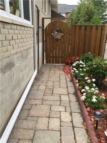 Bsmt - 25 Tristan Cres, Toronto, N2H1N4 | Image 2