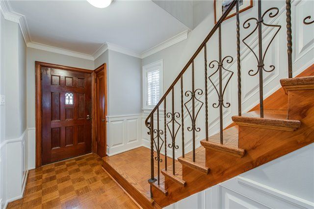 10 Heather Rd, Toronto, M4G3G3 | Image 2