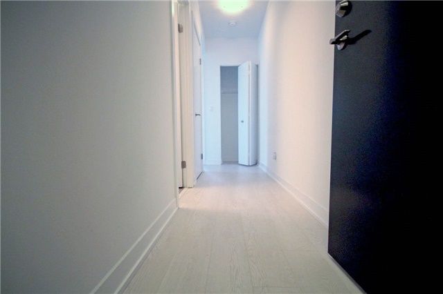 1106 - 20 Bruyeres Mews, Toronto, M5V0G8 | Image 3