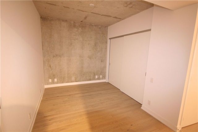 Room2