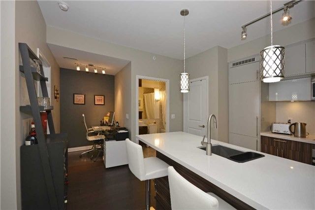 1506 - 8 Mercer St, Toronto, M5V0C4 | Image 3