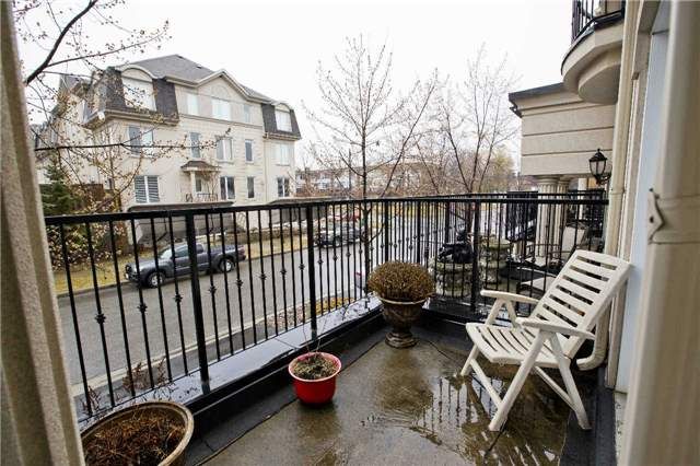 11 Humphrey Gate, Toronto, M3C4B8 | Image 2