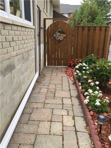 Bsmt - 25 Tristan Cres, Toronto, N2H1N4 | Image 2