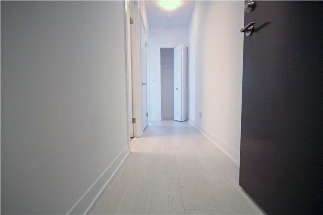 1106 - 20 Bruyeres Mews, Toronto, M5V0G8 | Image 2