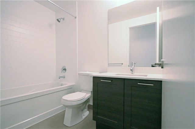 1106 - 20 Bruyeres Mews, Toronto, M5V0G8 | Image 3