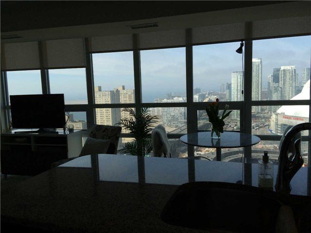 3702 - 19 Grand Trunk Cres, Toronto, M5J 3A3 | Image 2