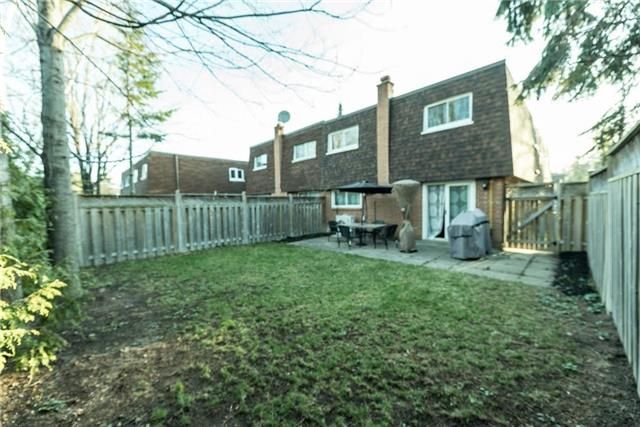 143 Silas Hill Dr, Toronto, M2J2X8 | Image 2