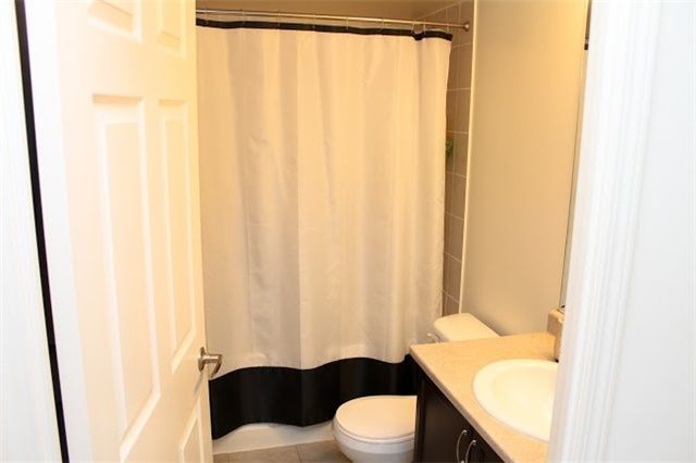 3703 - 19 Grand Trunk Cres, Toronto, M5J3A3 | Image 3