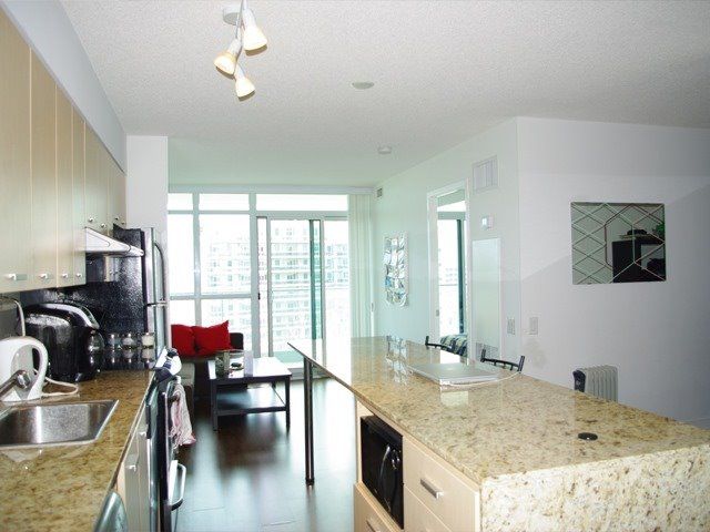 812 - 33 Singer Crt, Toronto, M2K0B4 | Image 3