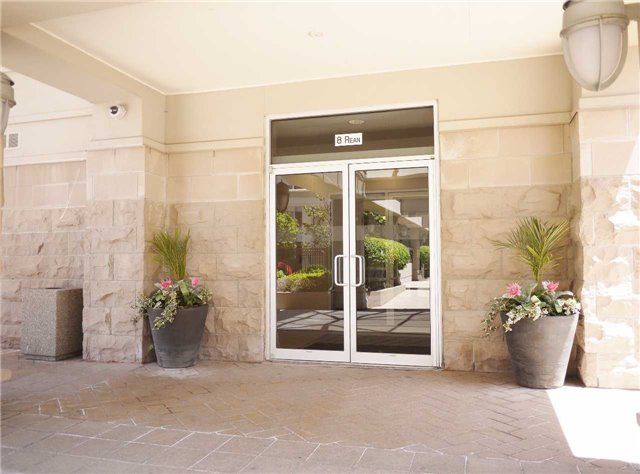 Gv216 - 8 Rean Dr, Toronto, M2K1H1 | Image 2