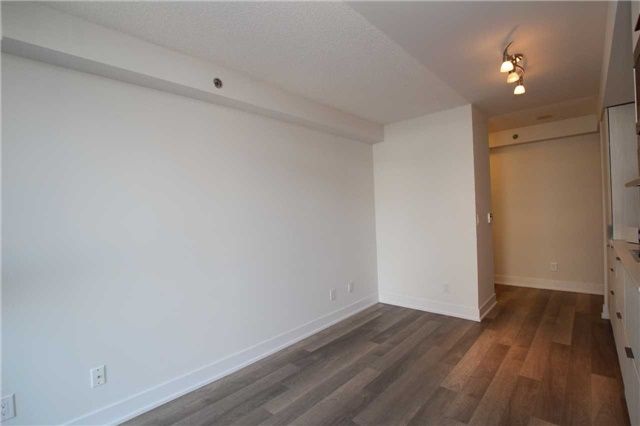708 - 318 Richmond St W, Toronto, M5V1X2 | Image 3
