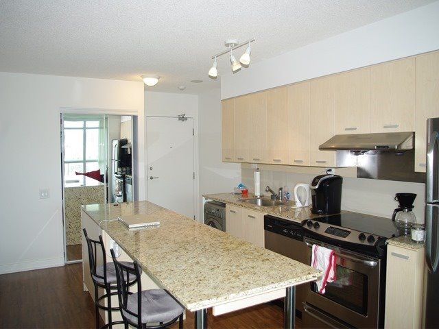 812 - 33 Singer Crt, Toronto, M2K0B4 | Image 2