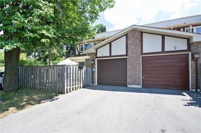 11 Sand Fernway Frwy, Toronto, M2J 4N7 | Image 3