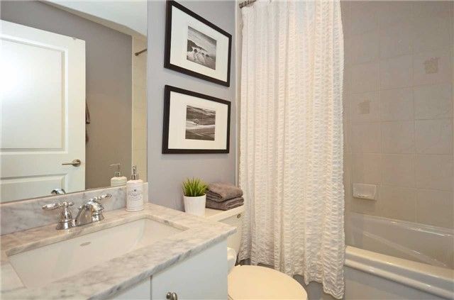 2607 - 18 Yorkville Ave, Toronto, M4W3Y8 | Image 3