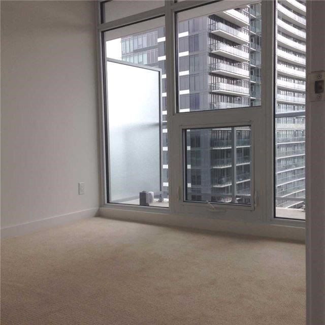 2003 - 72 Esther Shiner Blvd, Toronto, M2K2X9 | Image 3