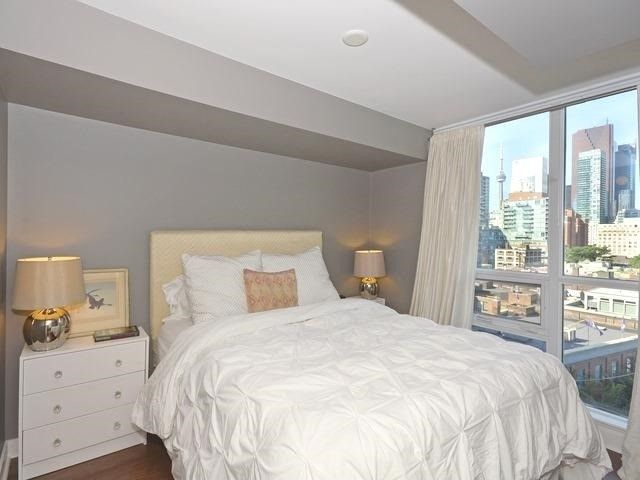 Room2