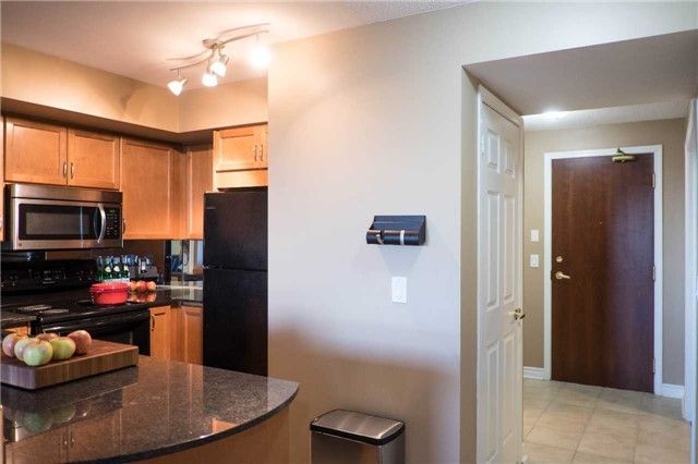 1208 - 18 Kenaston Gdns, Toronto, M2K1G8 | Image 2