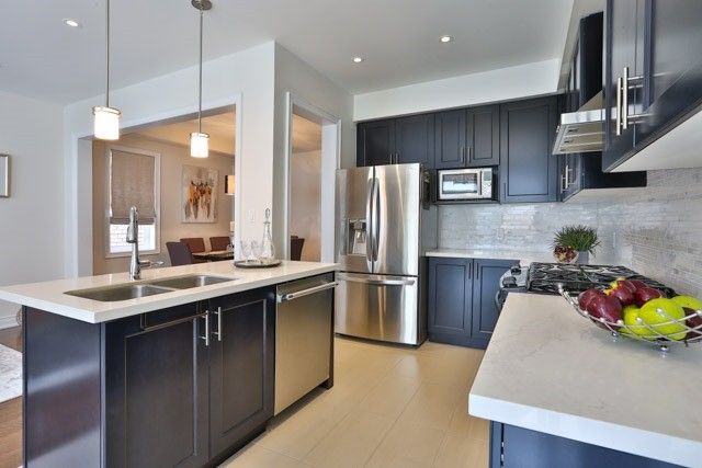 7 Goldthread Terr, Toronto, M3H0B9 | Image 3