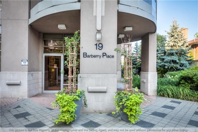 703 - 19 Barberry Pl, Toronto, M2K3E3 | Image 2